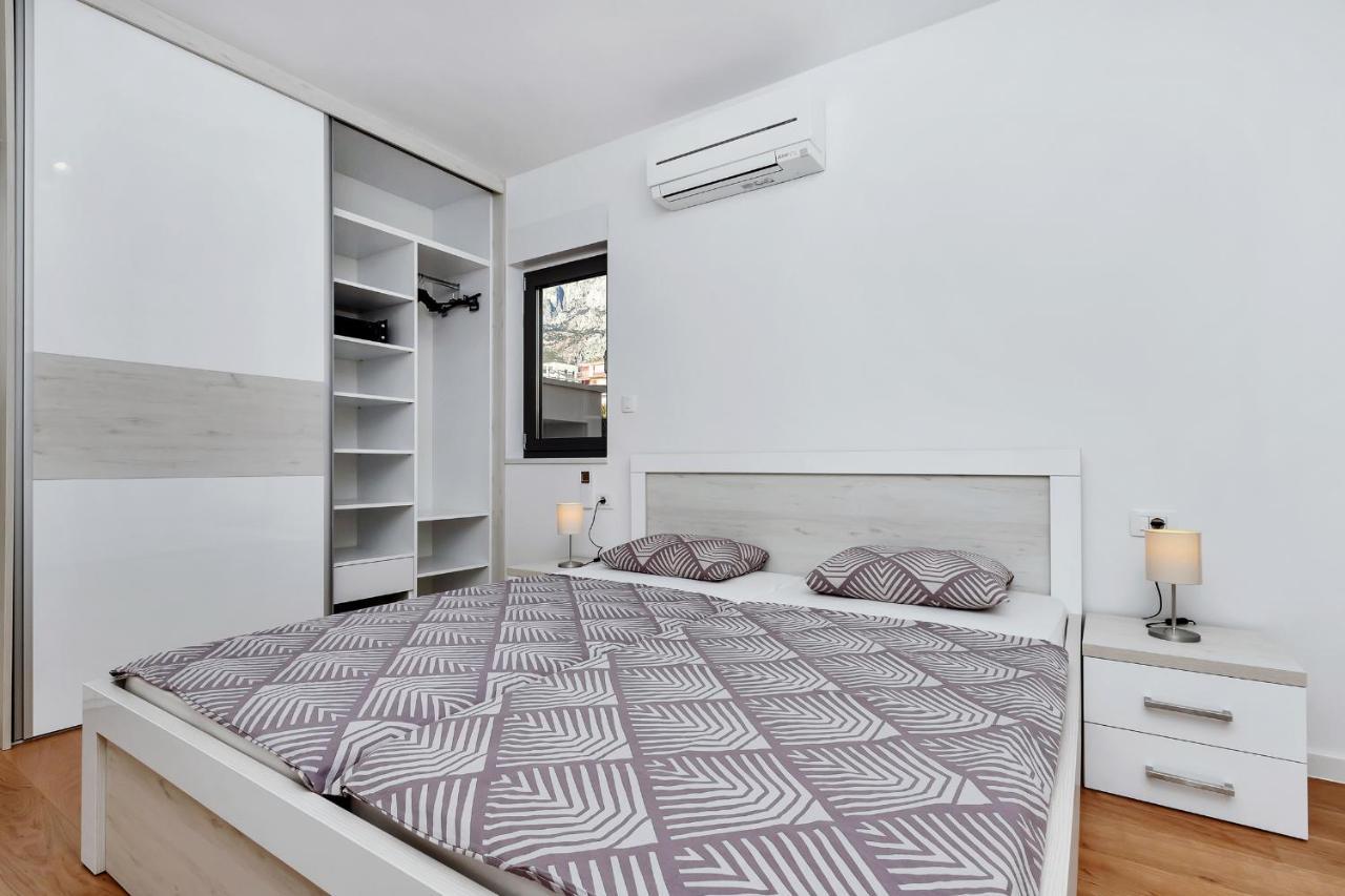 Luxury Apartment Sidro With Free Beach Parking Makarska Bagian luar foto